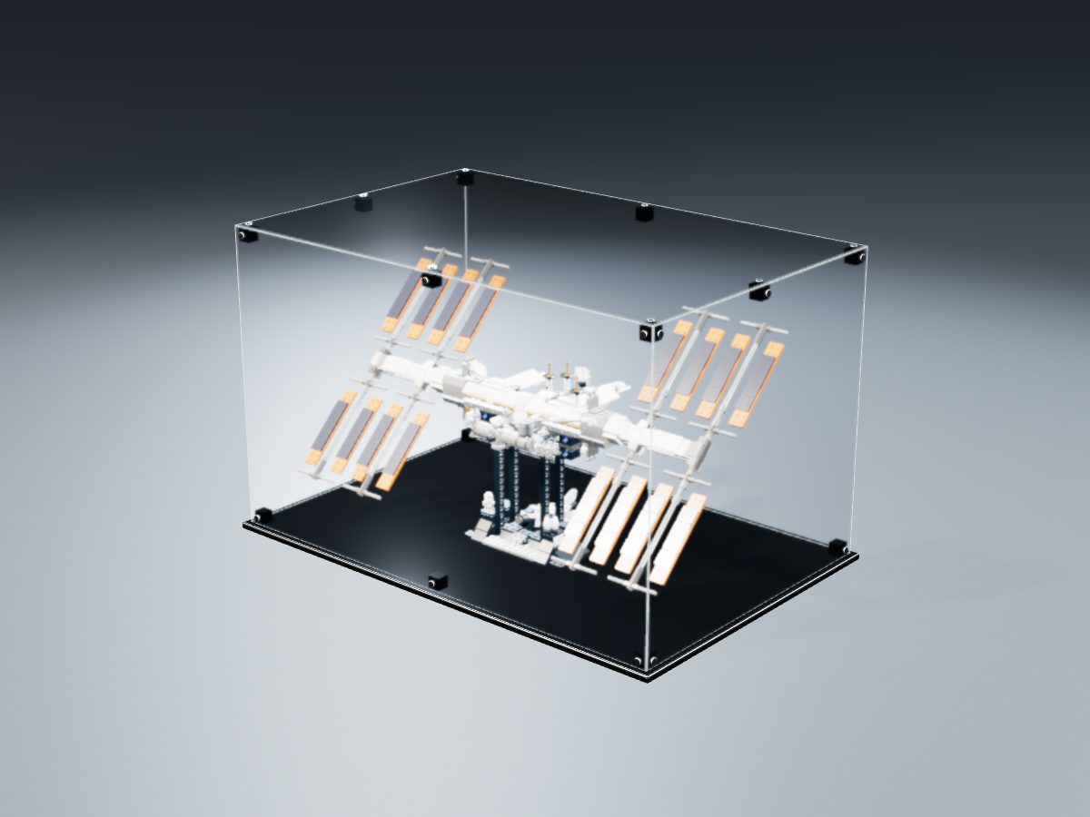 LEGO® Ideas: International Space Station (21321) ile Uyumlu Sergileme Vitrini — stüdyoda, set içindeyken; set modeli Orion Pobursky (LDraw OMR, CC BY 2.0), temsili görselleştirme, set dahil değildir
