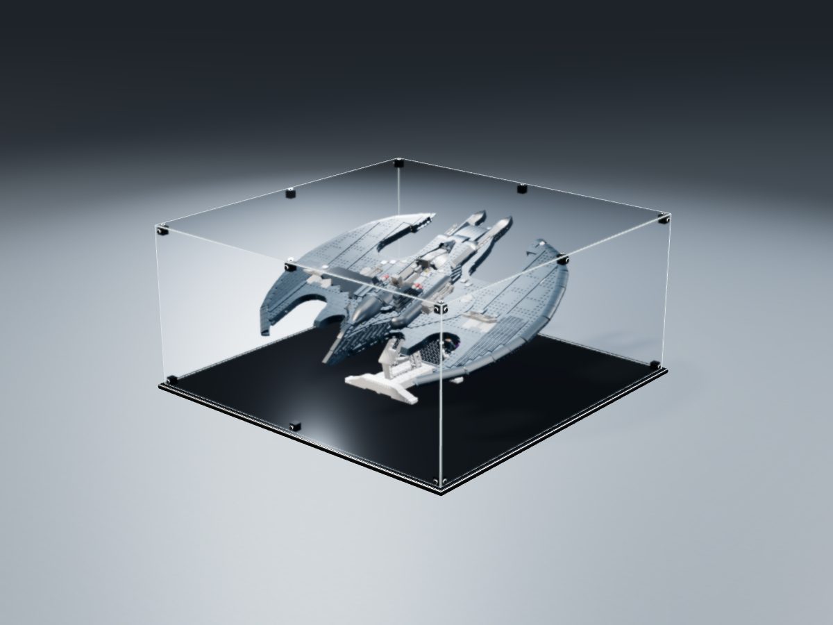 LEGO® DC: 1989 Batwing (76161) ile Uyumlu Sergileme Vitrini — stüdyoda, set içindeyken; set modeli Orion Pobursky (LDraw OMR, CC BY 2.0), temsili görselleştirme, set dahil değildir
